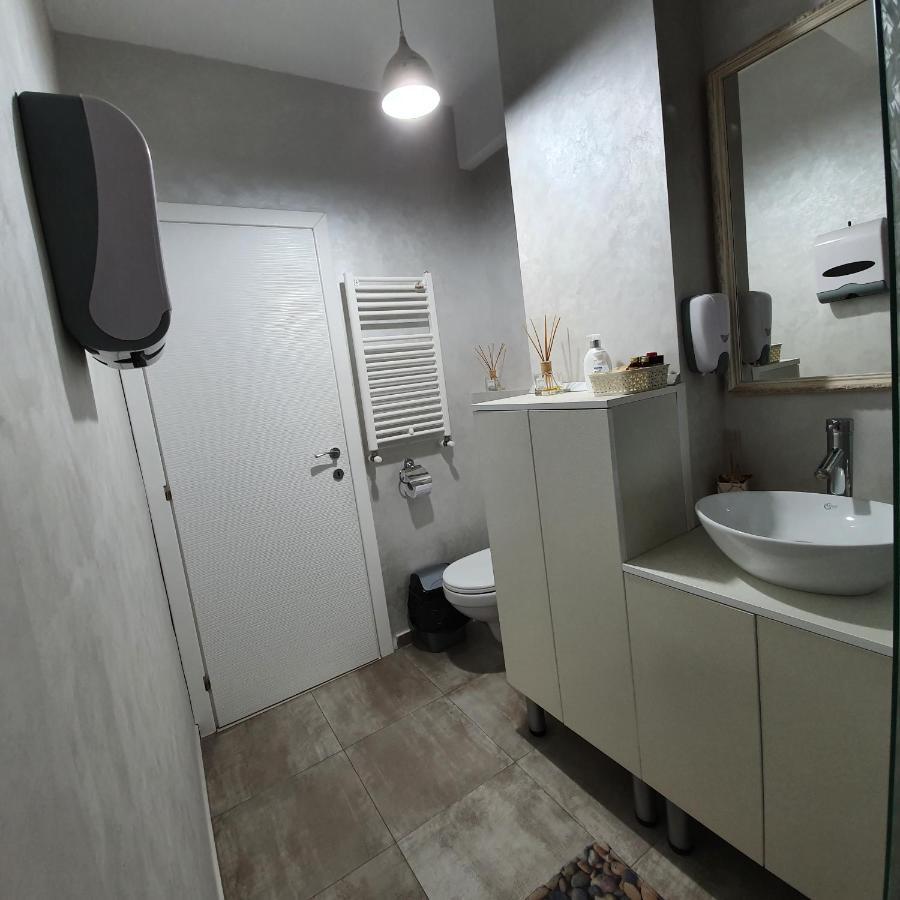 Sarah Apartment Constanta Exterior photo