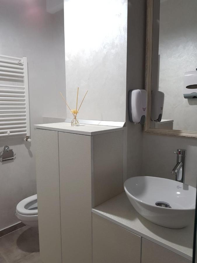 Sarah Apartment Constanta Exterior photo