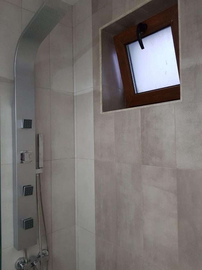 Sarah Apartment Constanta Exterior photo