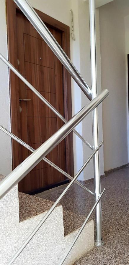 Sarah Apartment Constanta Exterior photo